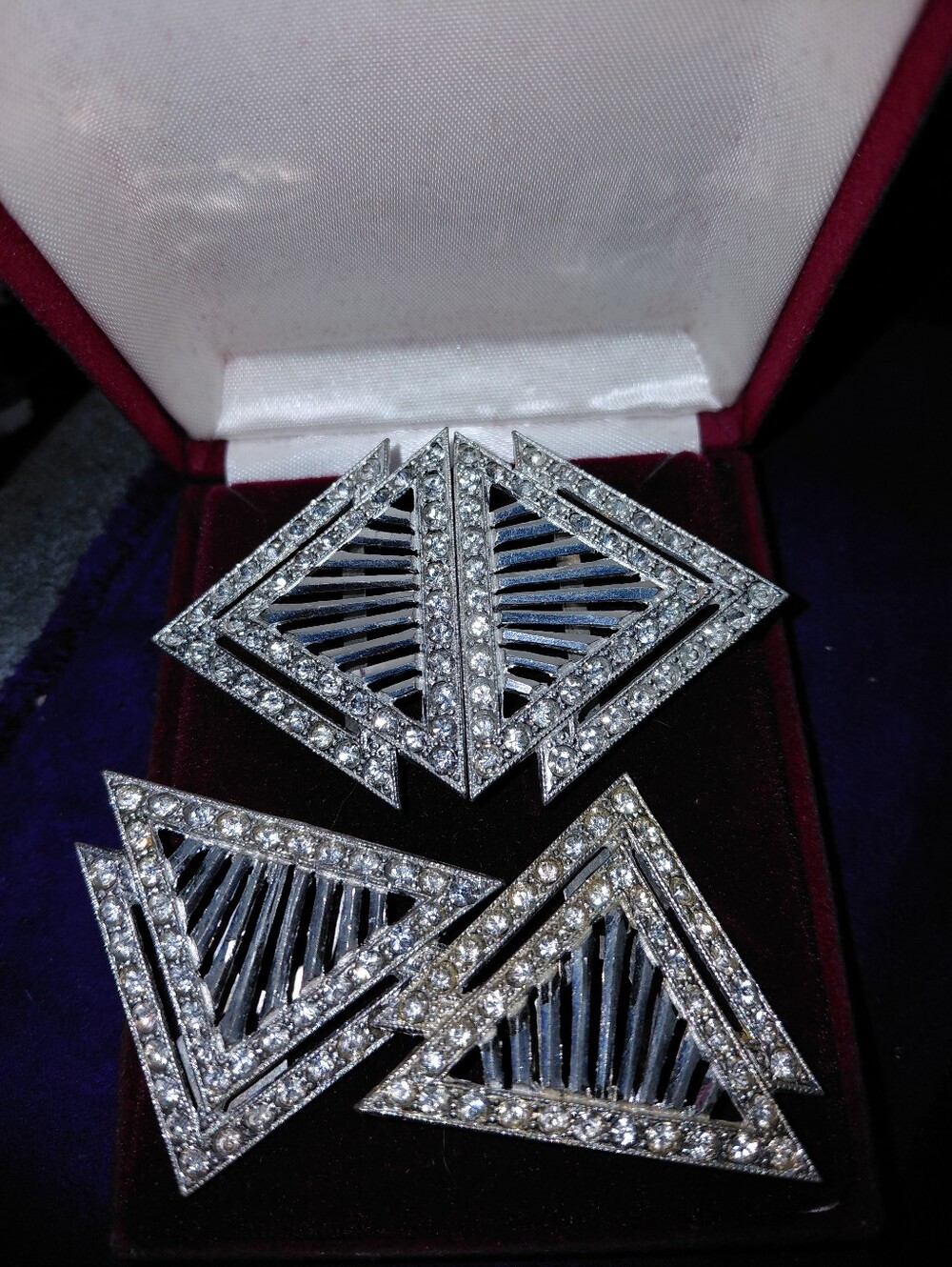 Art Deco Dress Clips With Matching Sash Buckle. Vintage Set.